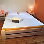 Prázdninový dům Dom Letniskowy Na Kaszubach Z Podgrzewanym Basenem Ostrowite (Kartuzy)