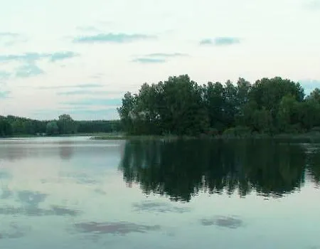 Nyaraló Dom Letniskowy Na Kaszubach Z Podgrzewanym Basenem Ostrowite