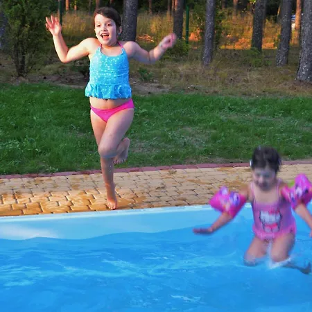 Dom Letniskowy Na Kaszubach Z Podgrzewanym Basenem Holiday home Ostrowite (Kartuzy)